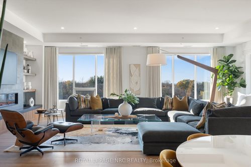 601-77 Yates St, Saint Catharines, ON, L2R0C4 | Card Image