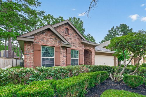 7 Cayahoga Ct, The Woodlands, TX, 77389-4949 | Card Image