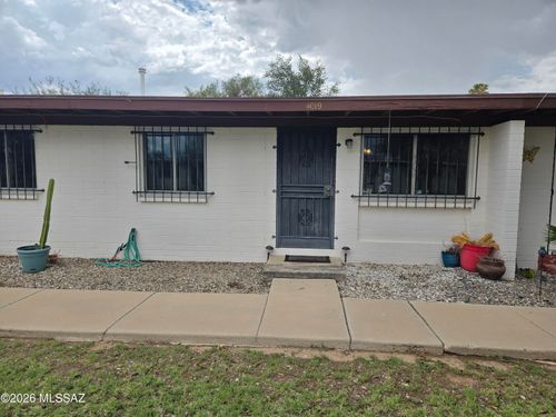 4019 S Lone Palm Dr, Tucson, AZ, 85730-3820 | Card Image