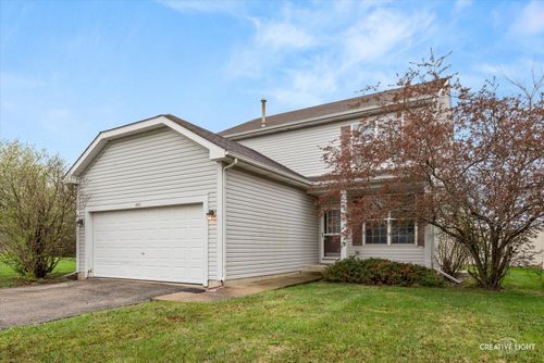 443 Grape Vine Trl, Oswego, IL, 60543-6036 | Card Image