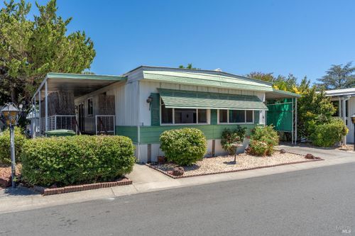 spc-28-460 E Gobbi St, Ukiah, CA, 95482-5530 | Card Image