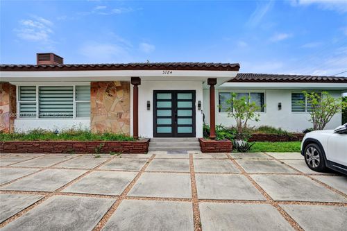 3784 Sheridan Ave, Miami Beach, FL, 33140-3950 | Card Image