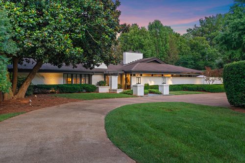 5943 Sedberry Rd, Nashville, TN, 37205-3249 | Card Image