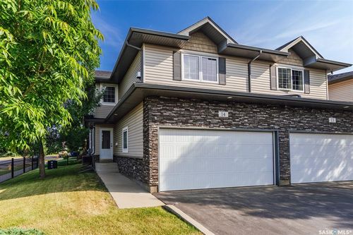 14-110 Dulmage Crescent, Saskatoon, SK, S7T0C7 | Card Image