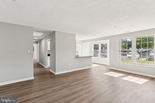 unit-104-699 Winding Stream Way, ODENTON, MD, 21113-4500 | Card Image