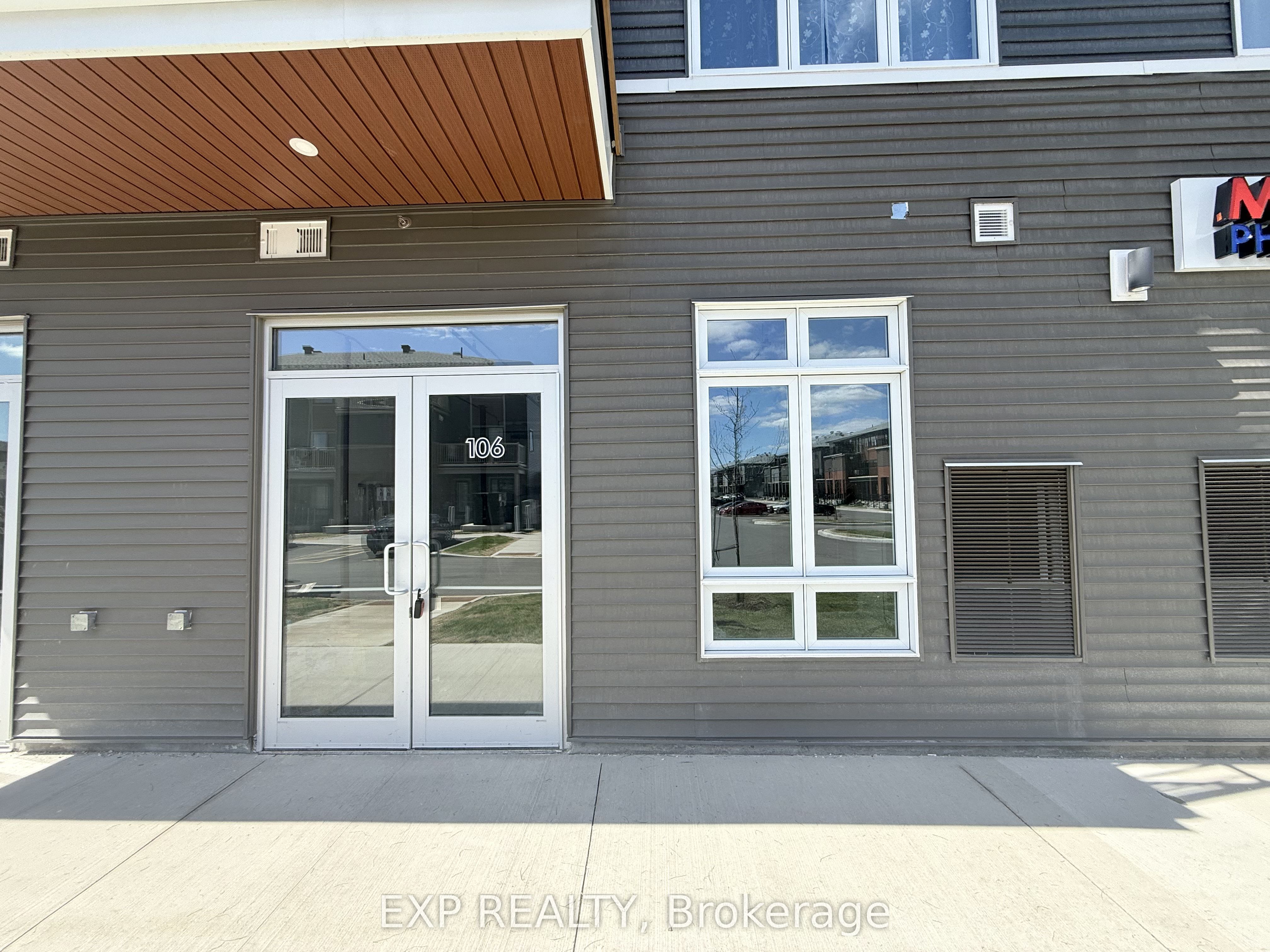 Commercial Lease in Orleans - Cumberland and Area