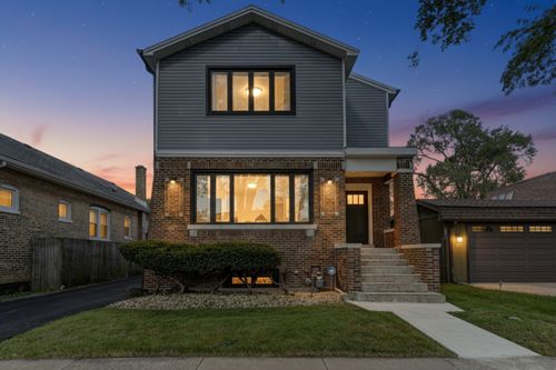 634 22nd Ave, Bellwood, IL, 60104-1916 | Card Image