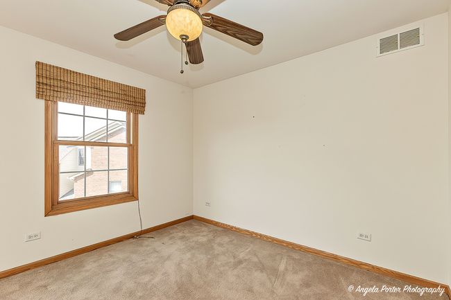 5832 Fieldstone Trl, Townhouse with 2 bedrooms, 4 bathrooms and 2 parking in MCHENRY IL | Image 19