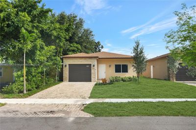 2331 Raleigh St, House other with 3 bedrooms, 2 bathrooms and null parking in Hollywood FL | Image 3