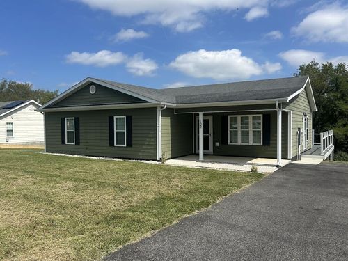 100 London Lane, Wytheville, VA, 24382 | Card Image