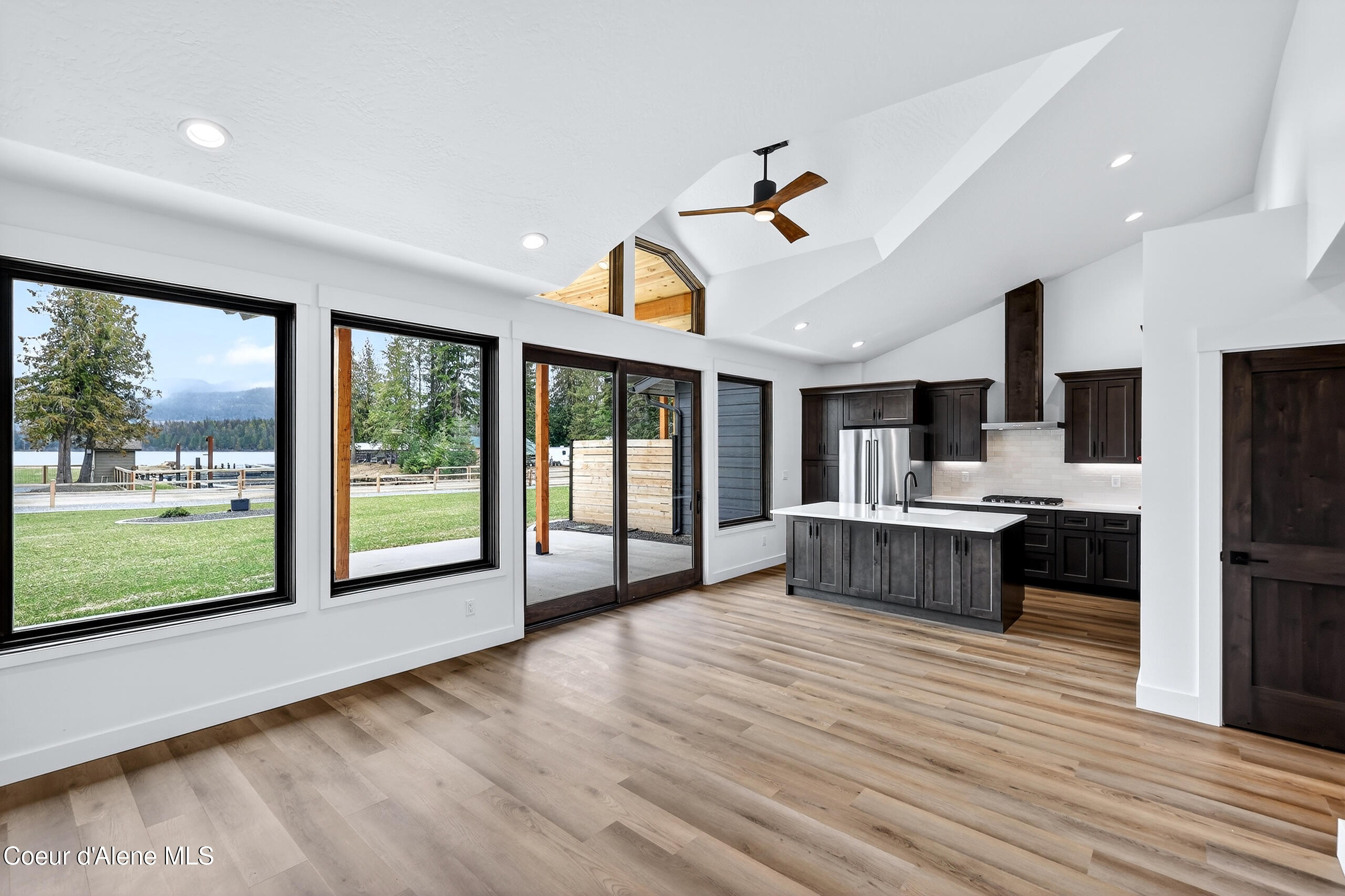 Residential in Nordman 4