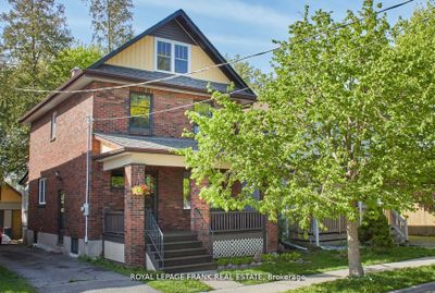 95 Agnes St, House other with 4 bedrooms, 2 bathrooms and 4 parking in Oshawa ON | Image 1