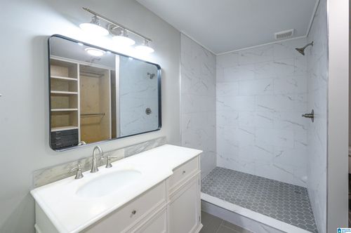 2916 Dublin Dr N, Helena, AL, 35080-3740 | Card Image