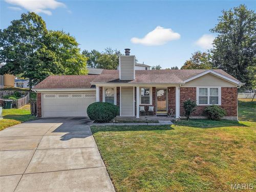 17 Forrel Tree Ct, Saint Peters, MO, 63376-4612 | Card Image