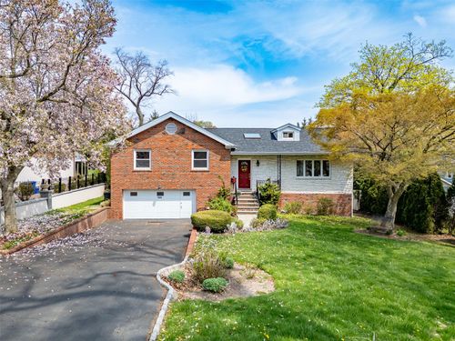 1020 Grant Ave, Pelham, NY, 10803-3141 | Card Image