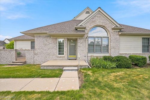 13300 Wyndemere Cir, Sterling Heights, MI, 48313-2623 | Card Image