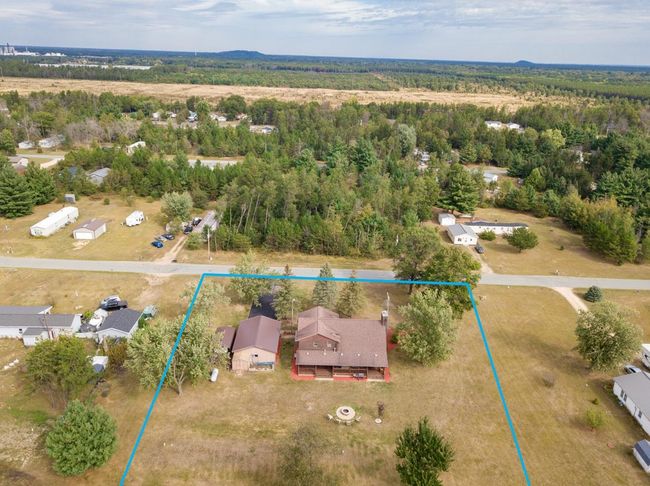 W5873 Pheasant Dr, House other with 3 bedrooms, 2 bathrooms and null parking in New Lisbon WI | Image 9