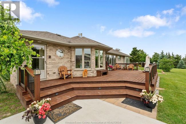 5569 Concession Rd 5 N, House other with 6 bedrooms, 3 bathrooms and null parking in Amherstburg ON | Image 32