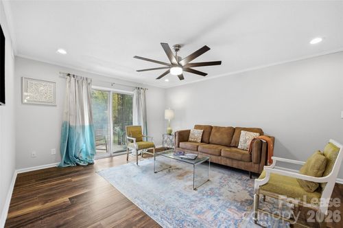 o-4739 Hedgemore Dr, Charlotte, NC, 28209-3388 | Card Image