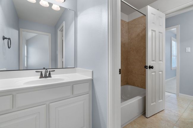 8217 Cholla Blvd, House other with 5 bedrooms, 4 bathrooms and null parking in Lantana TX | Image 18