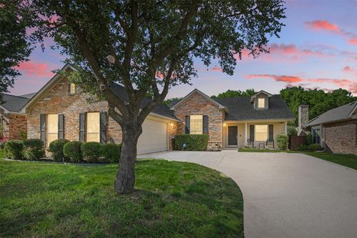6008 Creekway Dr, Argyle, TX, 76226-2285 | Card Image