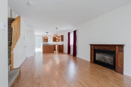 1666 Rue Chantal-Navert, Sherbrooke, QC, J1N4H8 | Card Image