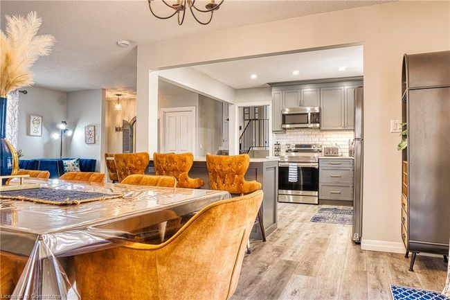 10007 Port Franks Rd, House other with 5 bedrooms, 2 bathrooms and 4 parking in Port Franks ON | Image 11