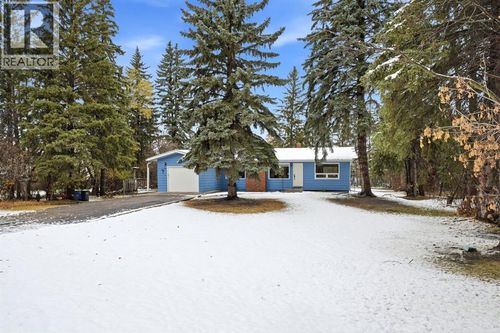 6 College Park Close, Red Deer, AB, T4P0M7 | Card Image