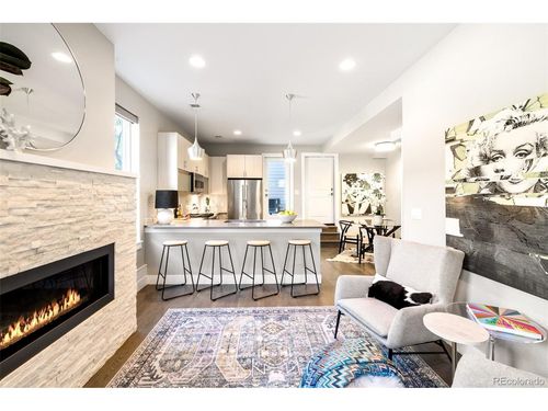 558 Madison St, Denver, CO, 80206-4441 | Card Image