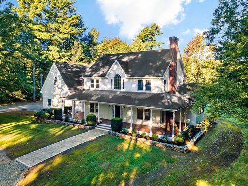 7 Brayton Woods Dr, Rehoboth, MA, 02769-2258 | Card Image