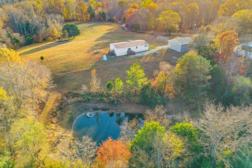 111 Antioch Rd, Charlotte, TN, 37036-5337 | Card Image