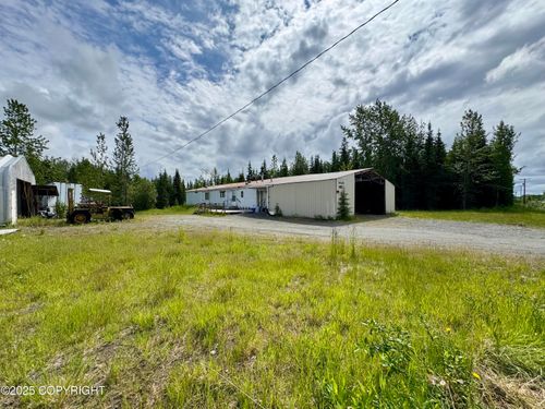 34325 Scout Lake Loop Rd, Sterling, AK, 99672-9406 | Card Image