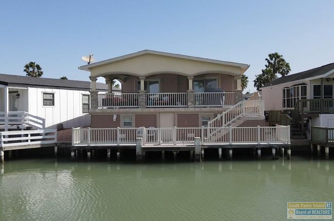 502 W Clam Cir, House other with 2 bedrooms, 3 bathrooms and null parking in Port Isabel TX | Image 4