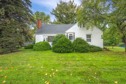 701 N Cascade St, Osceola, WI, 54020-8006 | Card Image