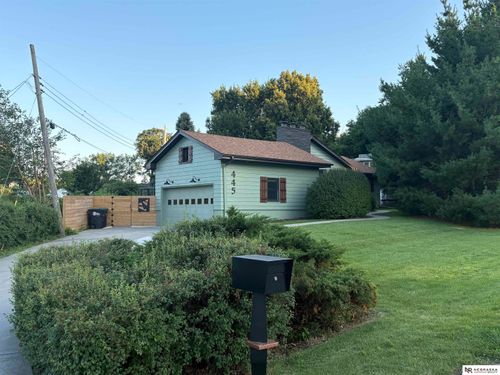 445 S 85th Street, Omaha, NE, 68114 | Card Image