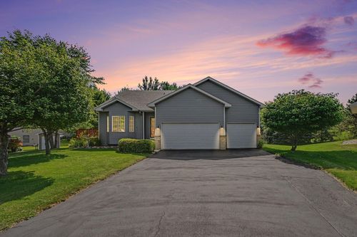 1374 Waters Way, Watertown, MN, 55388-4508 | Card Image