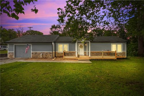 1106 Spruce St, Eudora, KS, 66025-9654 | Card Image