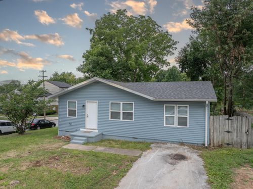 1305 N Frisco Ave, Springfield, MO, 65802-2031 | Card Image