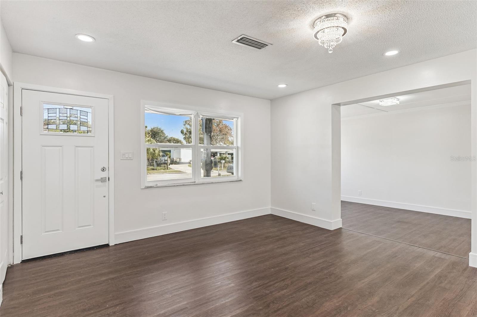 Residential in DAYTONA BEACH 3