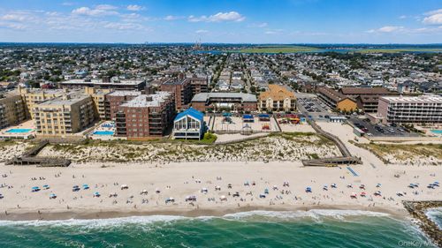 1-770 Shore Rd, Long Beach, NY, 11561-4685 | Card Image