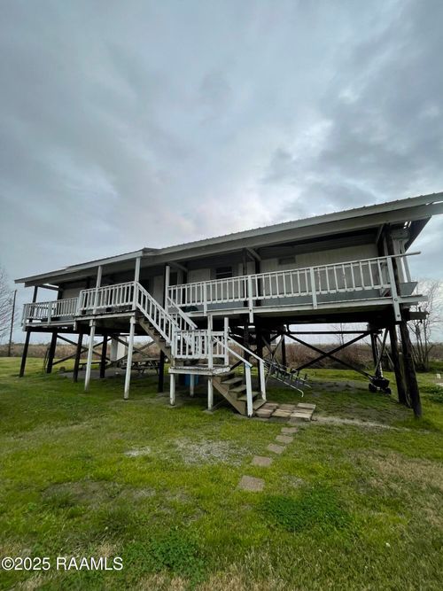5114 Rutten Rill Rd, Jeanerette, LA, 70544-6940 | Card Image