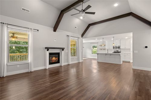 962 Glass St, Cave Springs, AR, 72718-5505 | Card Image