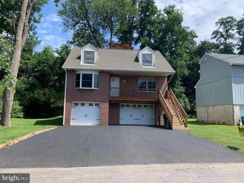 249 Periwinkle Ave, LANGHORNE, PA, 19047-2021 | Card Image