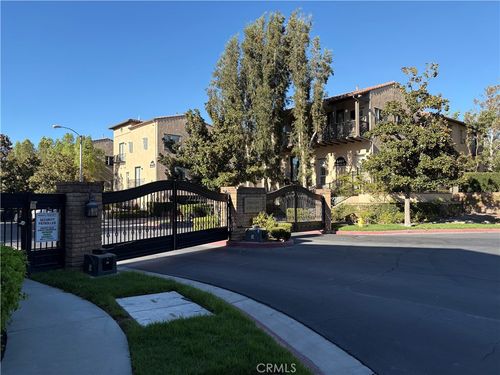 101-4444 Owens St, Corona, CA, 92883 | Card Image