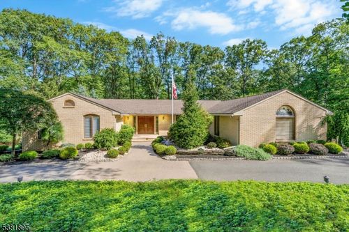 150 Scott Dr, Watchung, NJ, 07069-6308 | Card Image