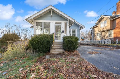 1045 Cooke St, Waterbury, CT, 06704-1915 | Card Image