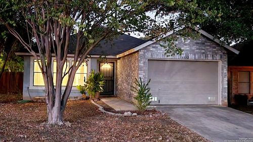16342 Persimmon Wl, San Antonio, TX, 78247-5655 | Card Image