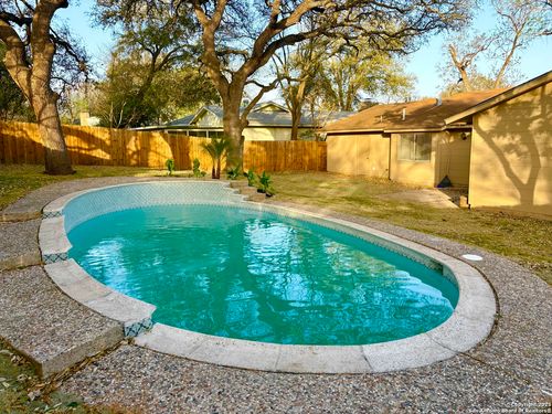 4214 Flint Hl, San Antonio, TX, 78230-1620 | Card Image