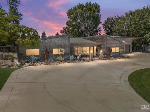 16451 Barton Ln, Bakersfield, CA, 93314 | Card Image