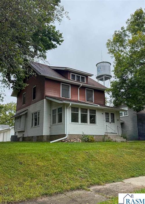 214 Broadway, Hanska, MN, 56041-7708 | Card Image